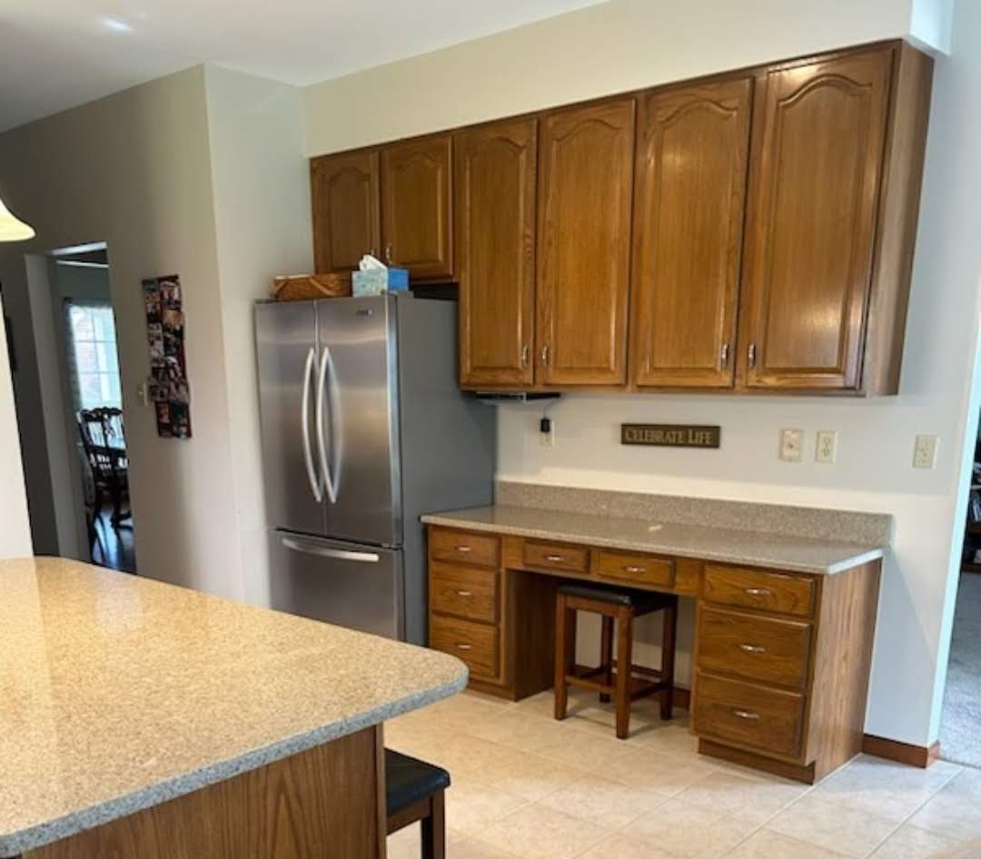 Before Picture: Oak Cabinets with Desk area